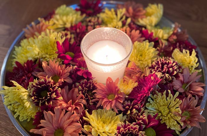 Diwali Flowers 700 x 460