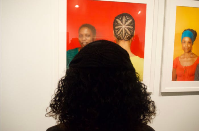 Picture viewing